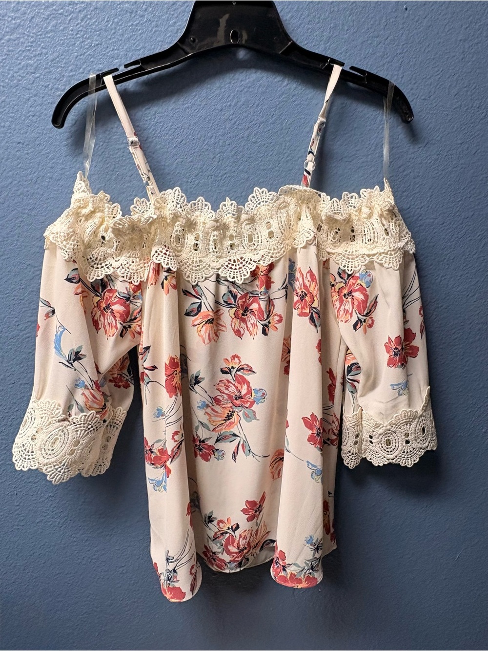 BCX Cream Floral Off-Shoulder Lace Trim Blouse